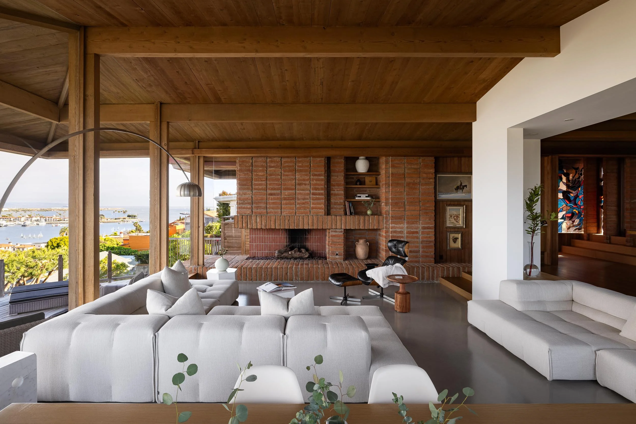 Late 1960s Masterwork by Architect Kendrick Bangs Kellogg - Point